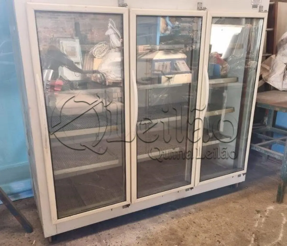 LOTE 001 - Balcões e Refrigeradores