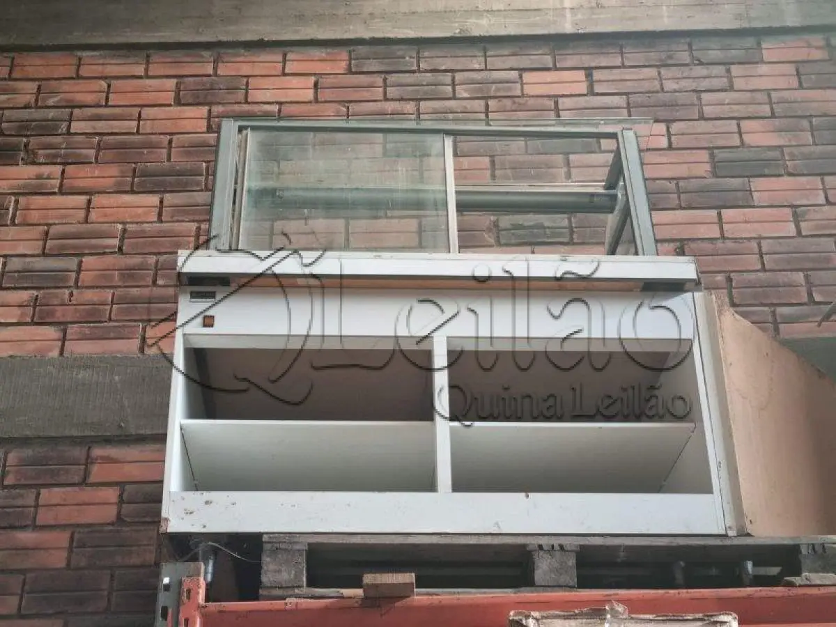 LOTE 001 - Balcões e Refrigeradores