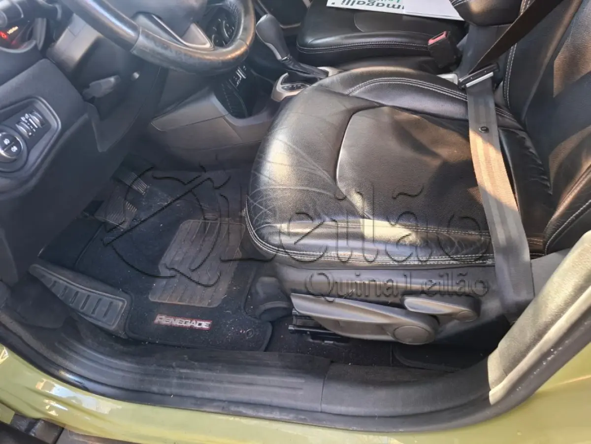 LOTE 001 - Jeep Renagade com descontão!