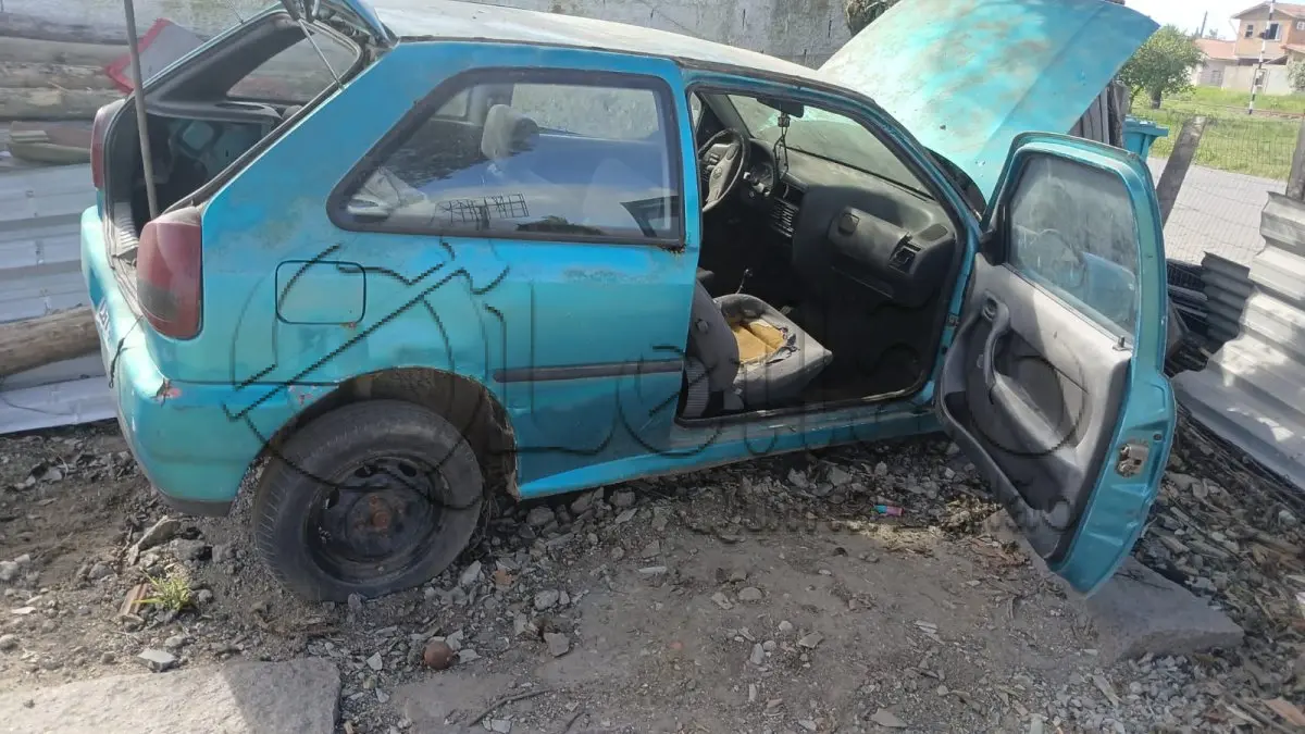 LOTE 001 - GOL I PLUS 1996 por menos de 3 mil!