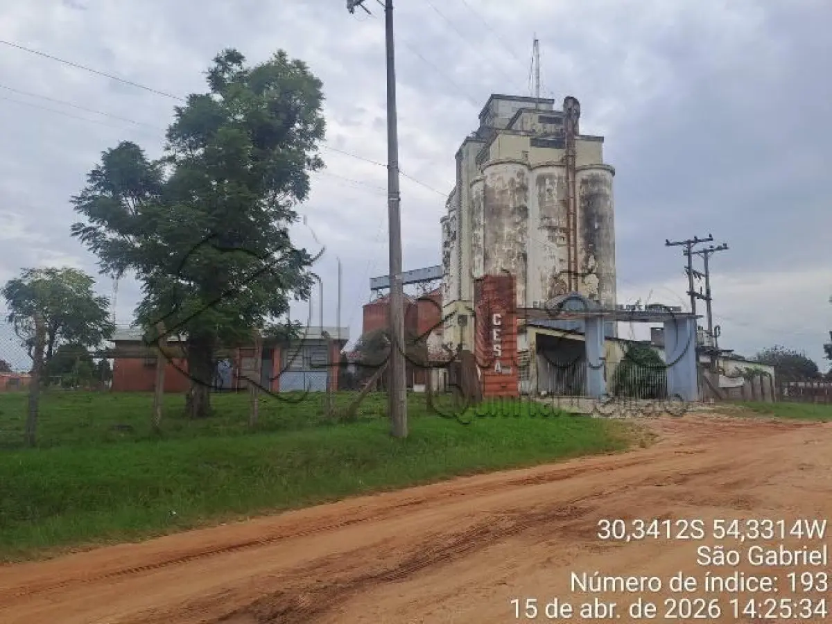 LOTE 001 - Unidade armazenadora CESA São Gabriel I — silos, secadores e 19.365 m² de área
