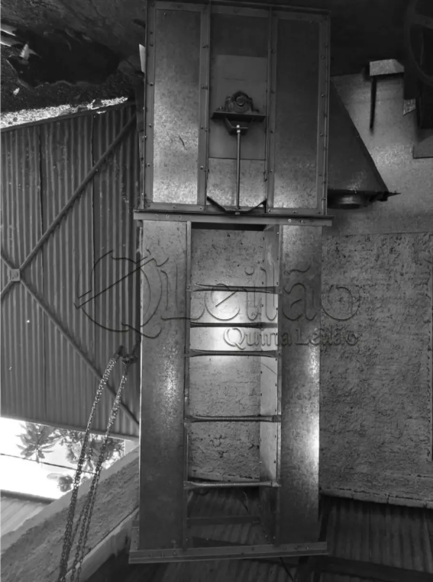 LOTE 001 - 6 roscas varredoras Kepler Weber de 11 m + elevador de carga Kepler Weber 120 t/h