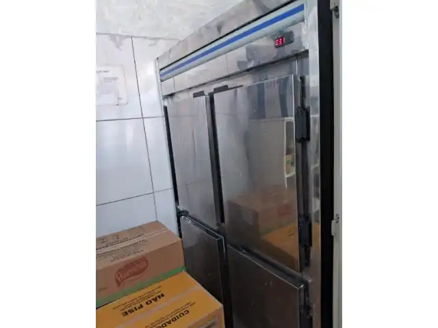 DUAS MINI CÂMARAS FRIAS EM INOX COM 4 PORTAS – CAXIAS DO SUL/RS
